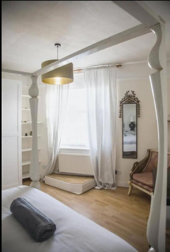 Falmouth Townhouse With Panoramic Sea View Terrace المظهر الخارجي الصورة