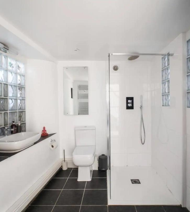 Falmouth Townhouse With Panoramic Sea View Terrace المظهر الخارجي الصورة